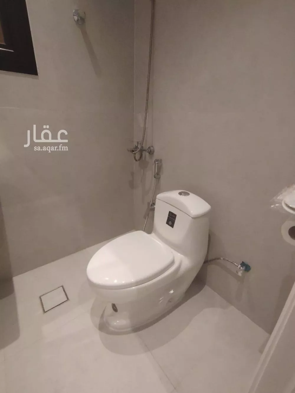 شقة 1 غرف في العارض 5