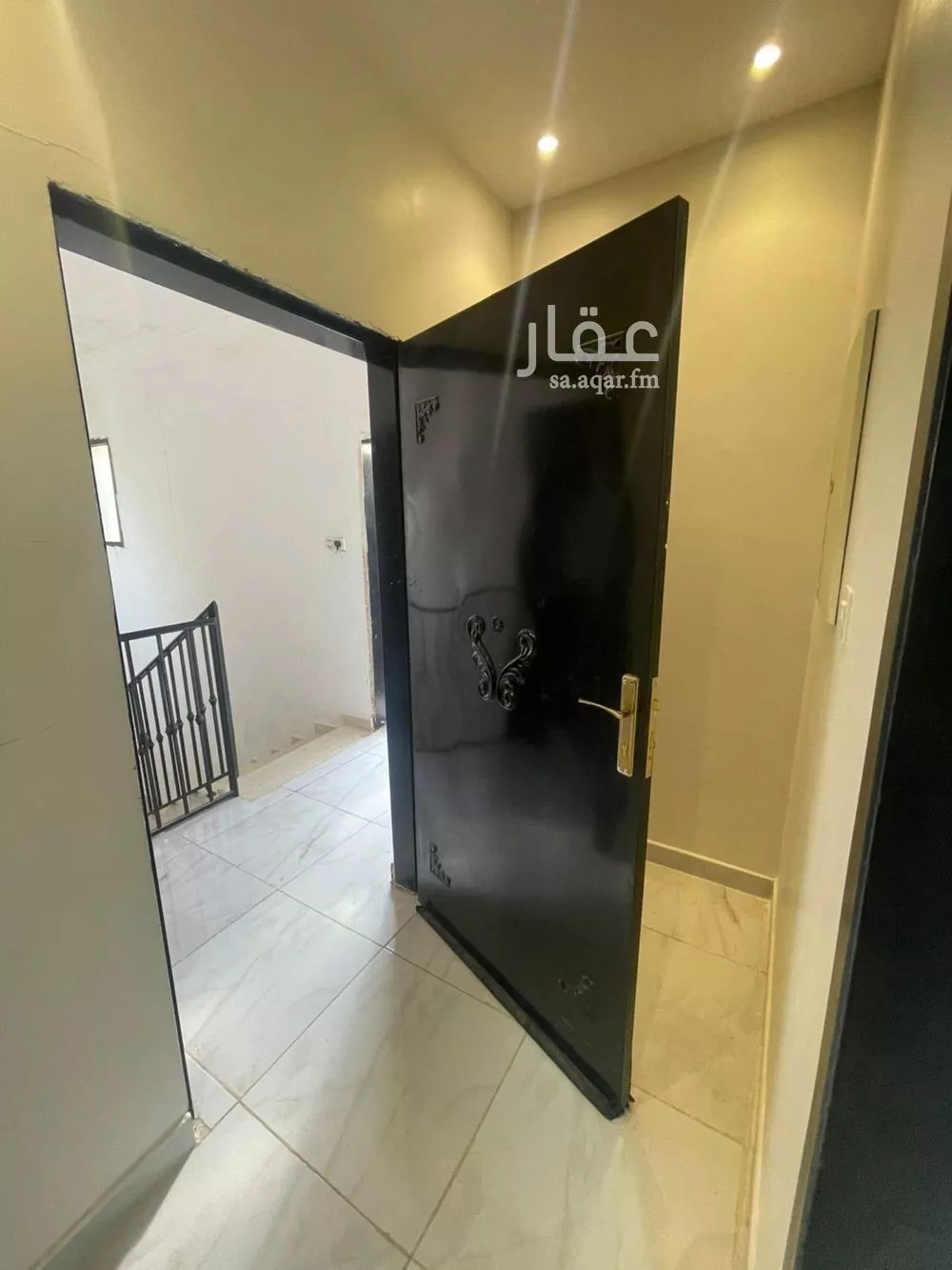 شقة 2 غرف في الرمال 4