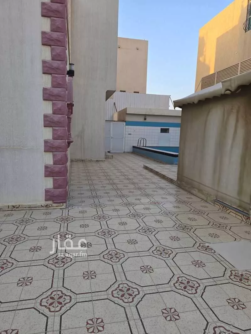 5 bedroom villa in Al Sahafah 5