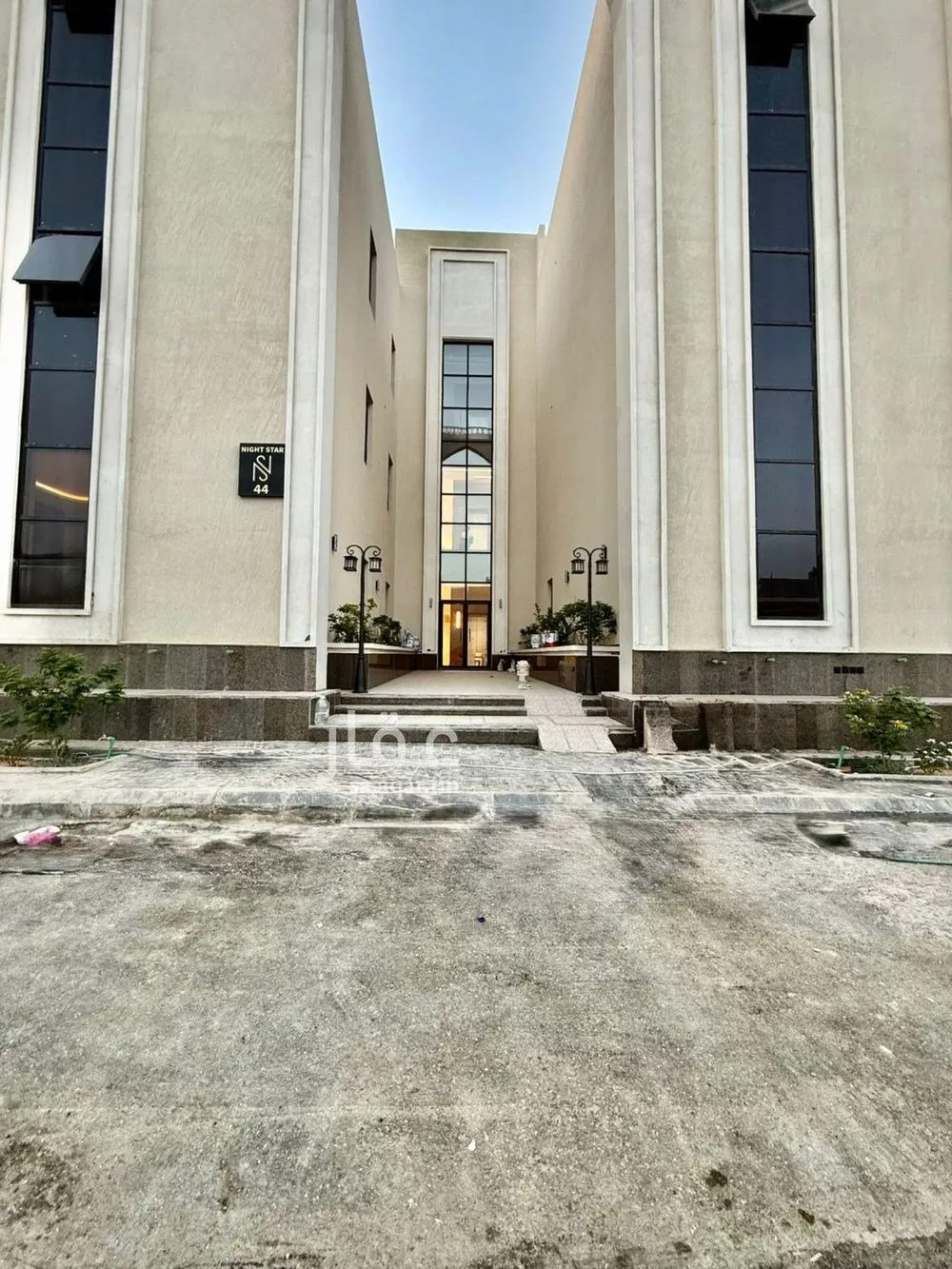 شقة 4 غرف في المهدية 5