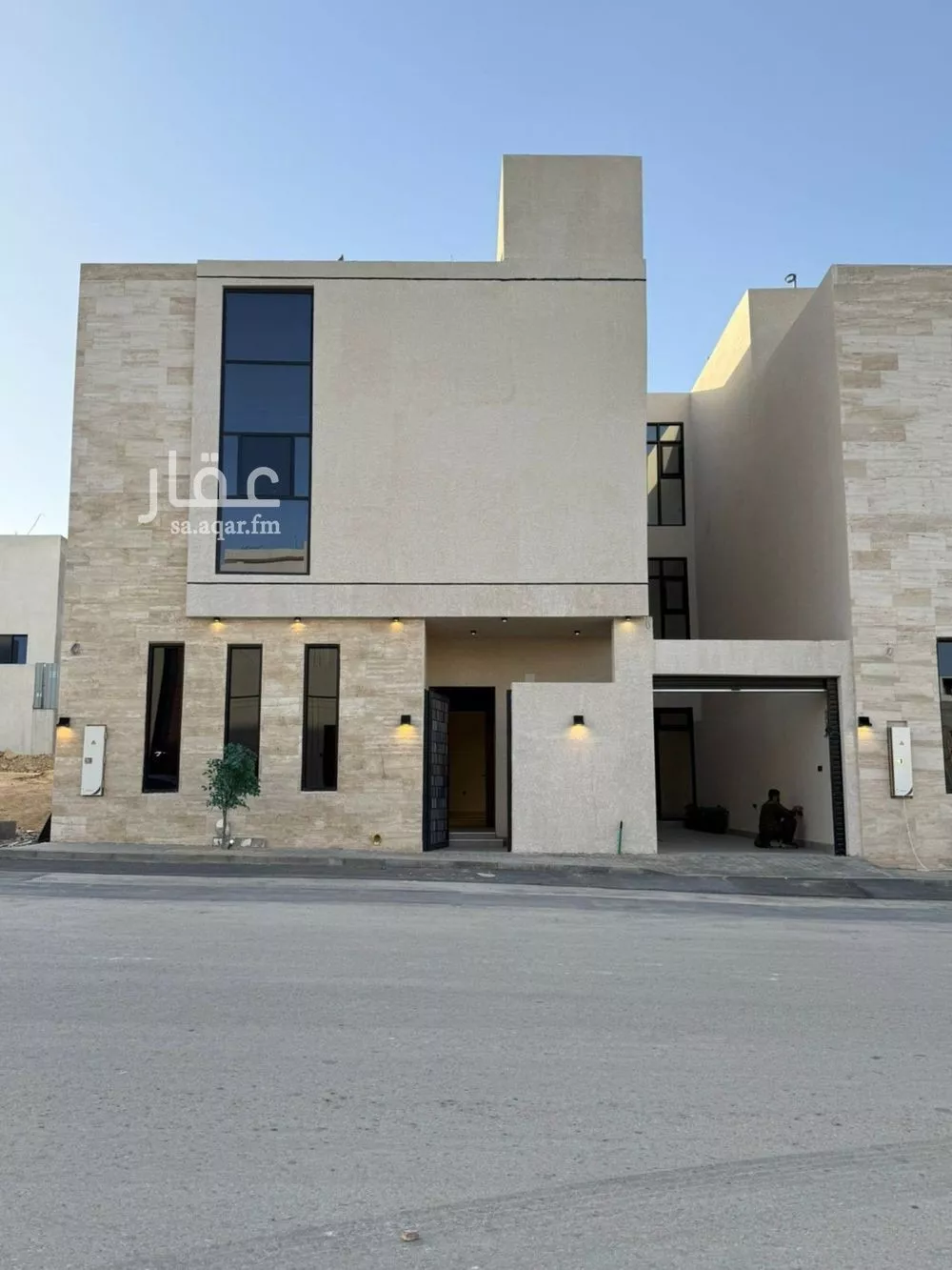 فيلا 6 غرف في المهدية 3