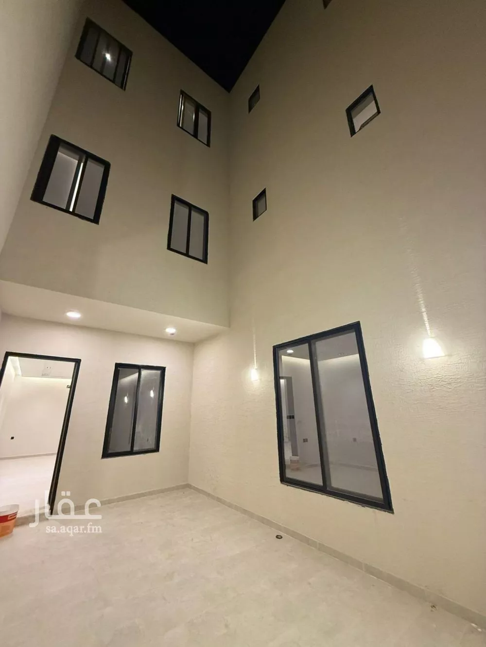 فيلا 6 غرف في المهدية 5