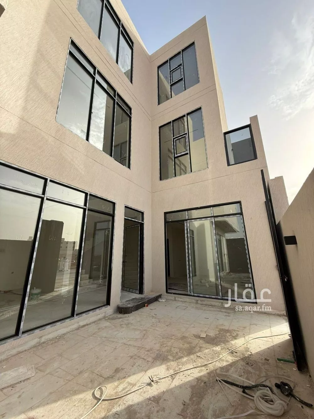 فيلا 6 غرف في المهدية 4