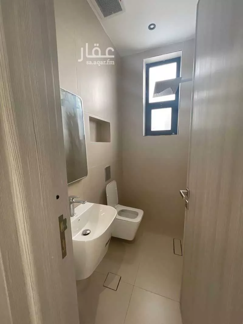 3 bedroom apartment in Al Yarmouk 5