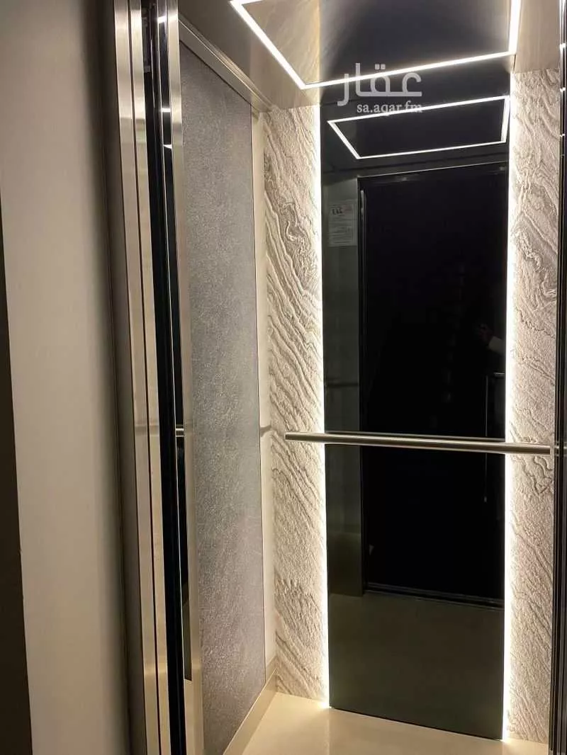 5 bedroom floor in Al Yarmouk 4