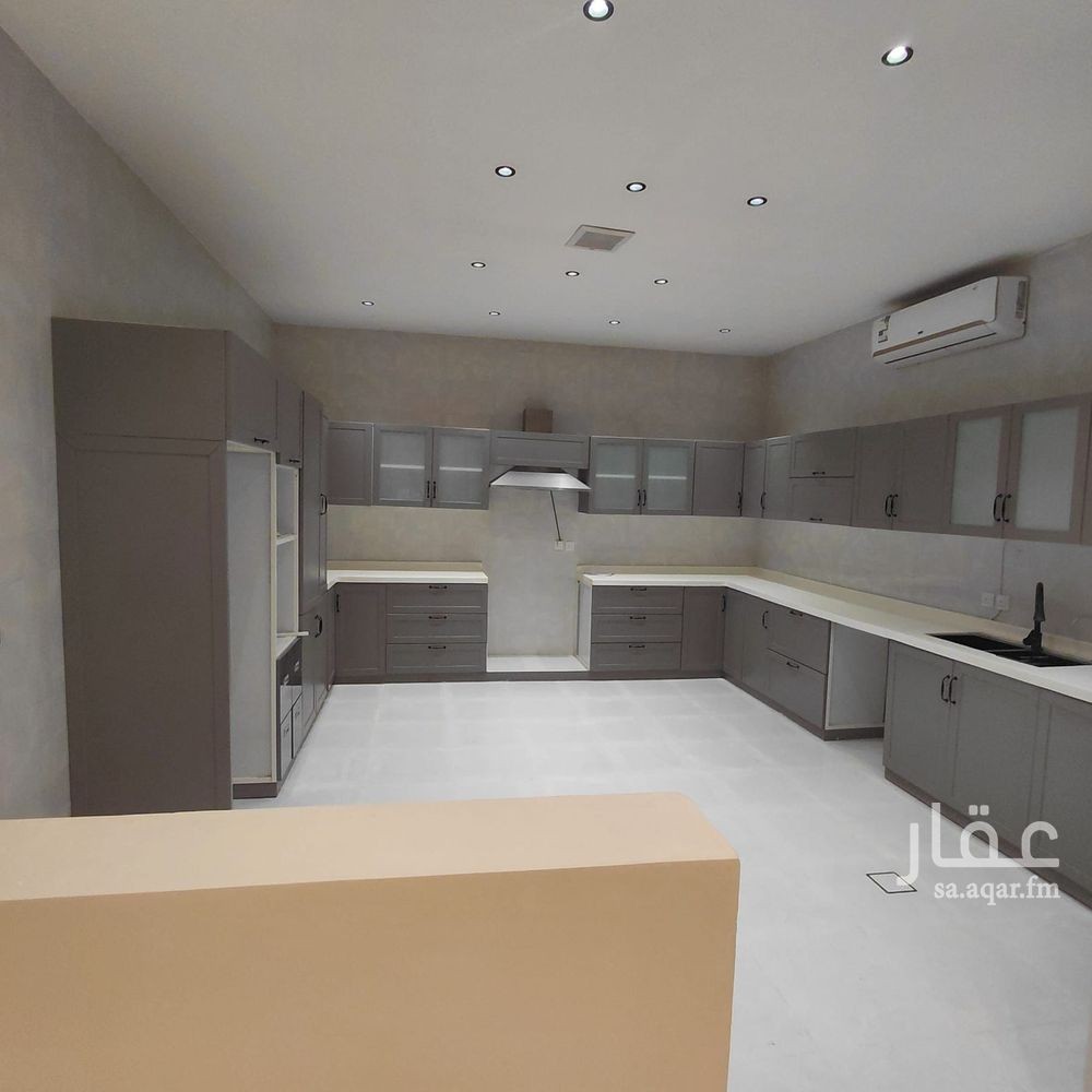 3 bedroom villa in Granada, Riyadh 5