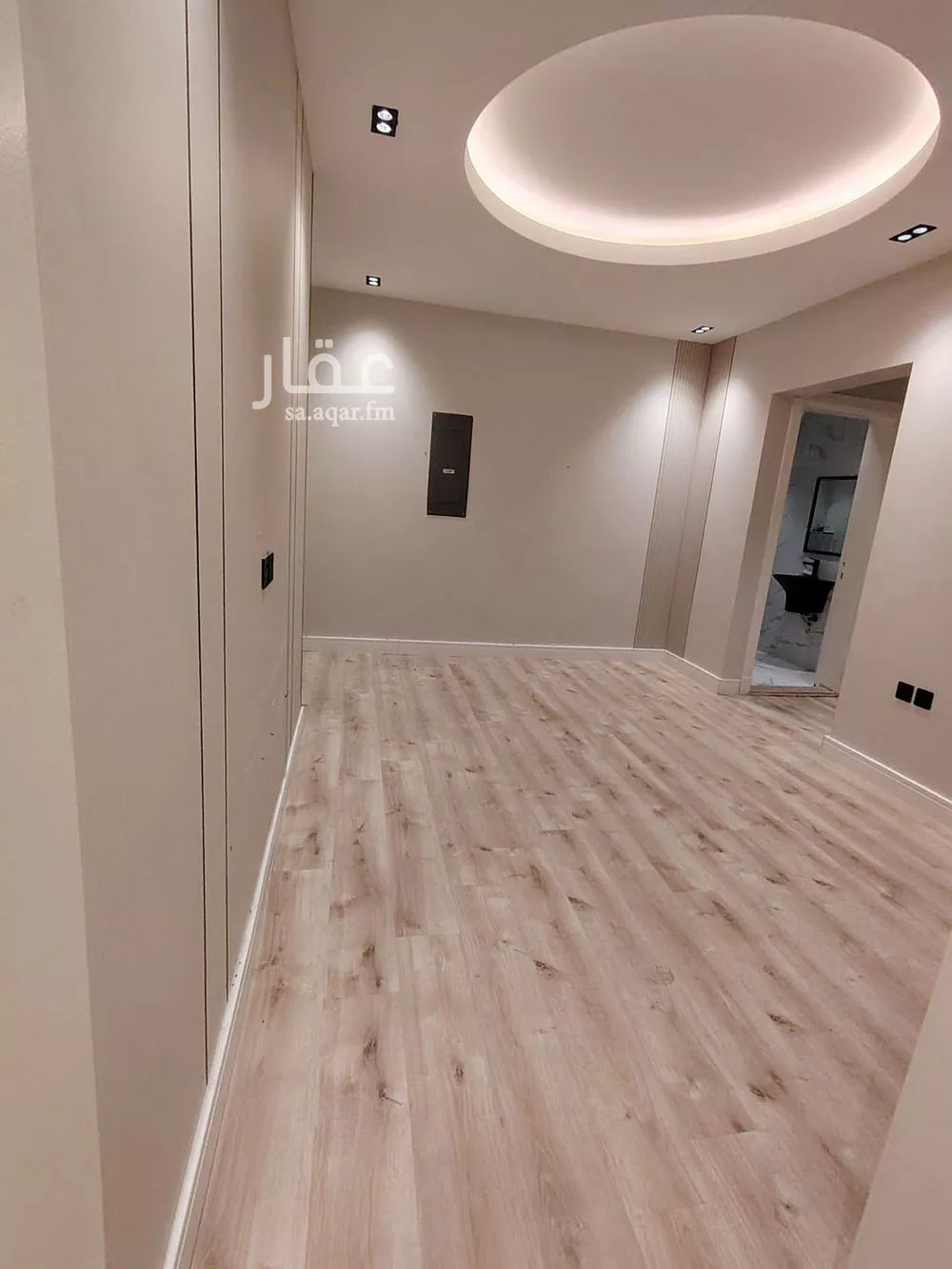 شقة 1 غرف في العقيق 5