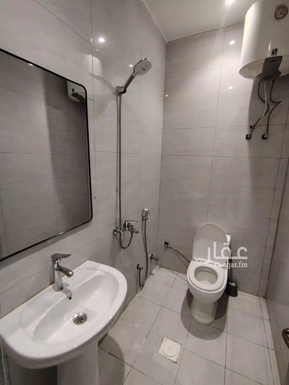 شقة 1 غرف في العقيق 1