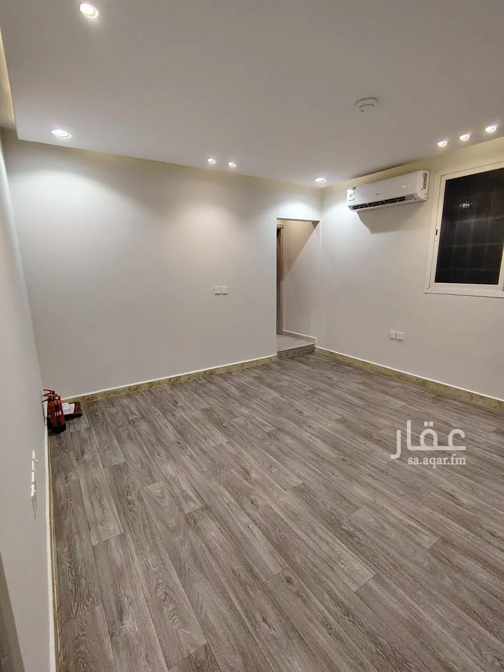 شقة 1 غرف في العقيق 5