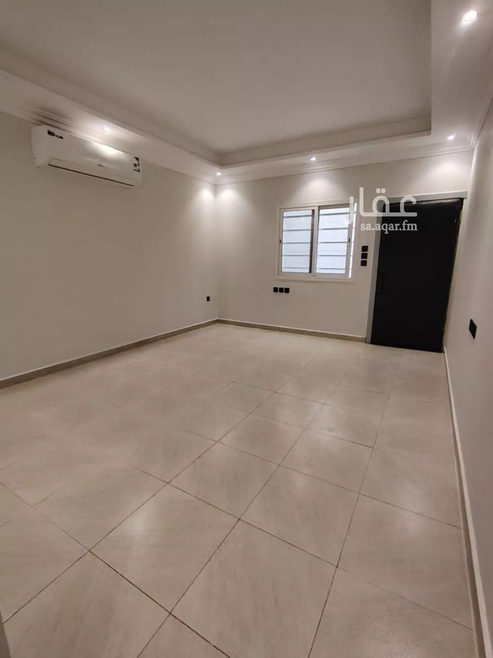 شقة 1 غرف في العقيق 5