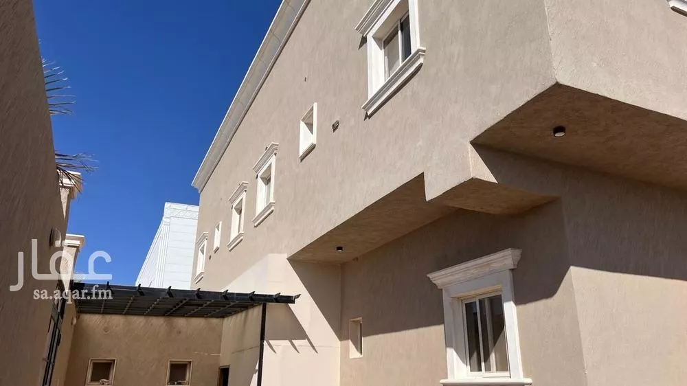 عمارة 550 م² في الملك فهد 3