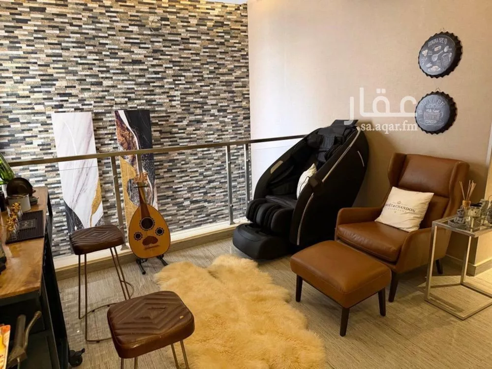 6 bedroom villa in Irqah 4