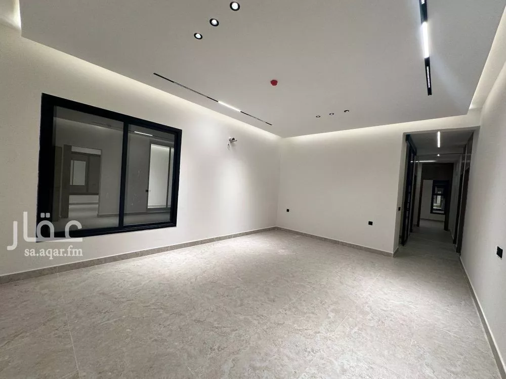 شقة 4 غرف في الروضة 3