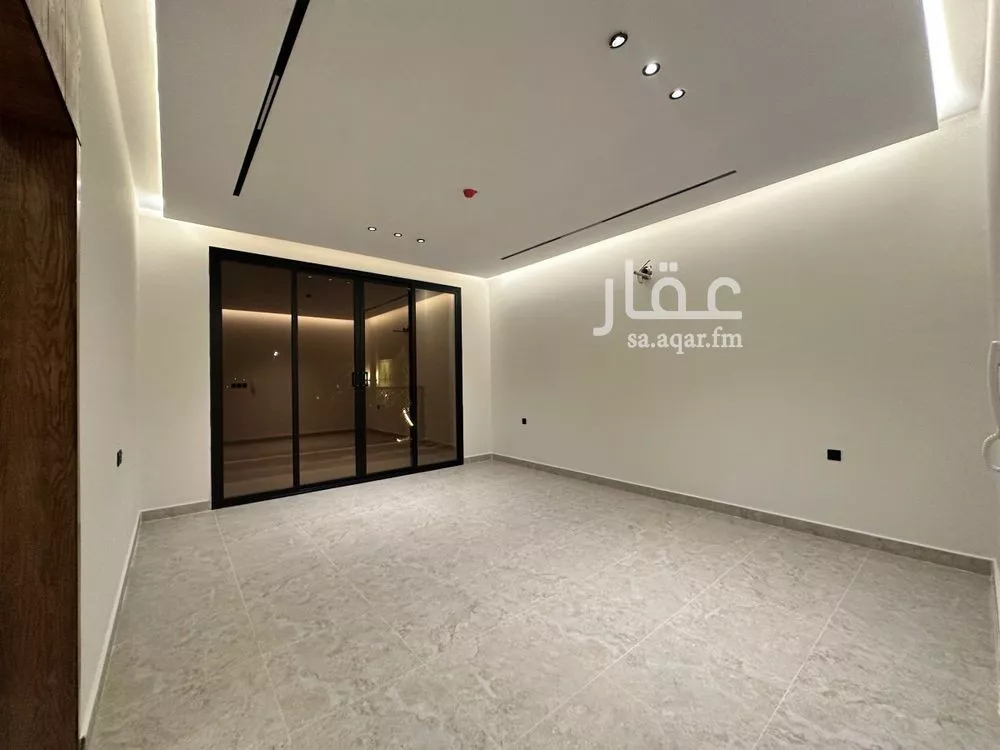 شقة 4 غرف في الروضة 5