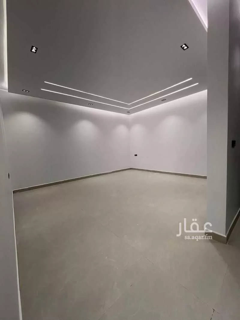 دور 5 غرف في السعادة 3