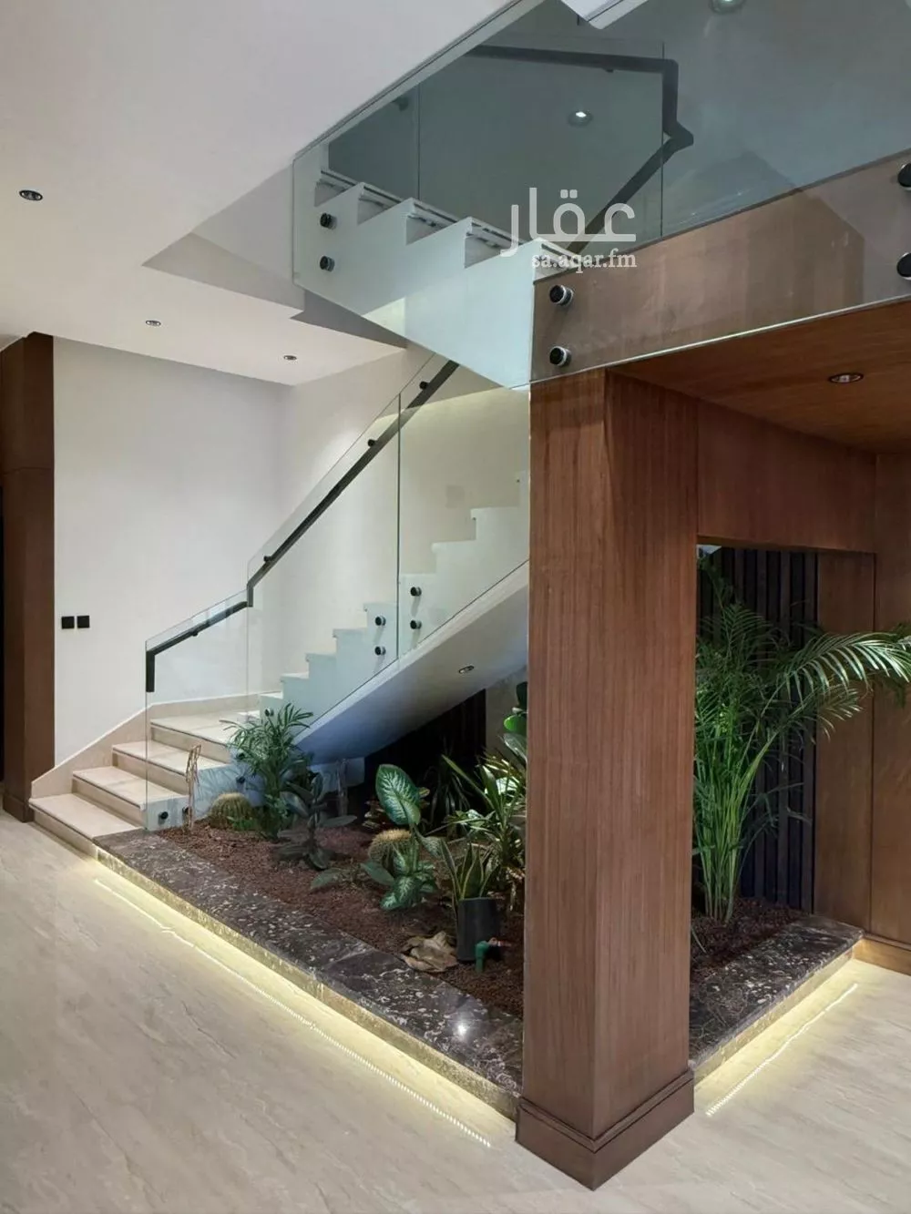 5 bedroom villa in Al Narjis 1