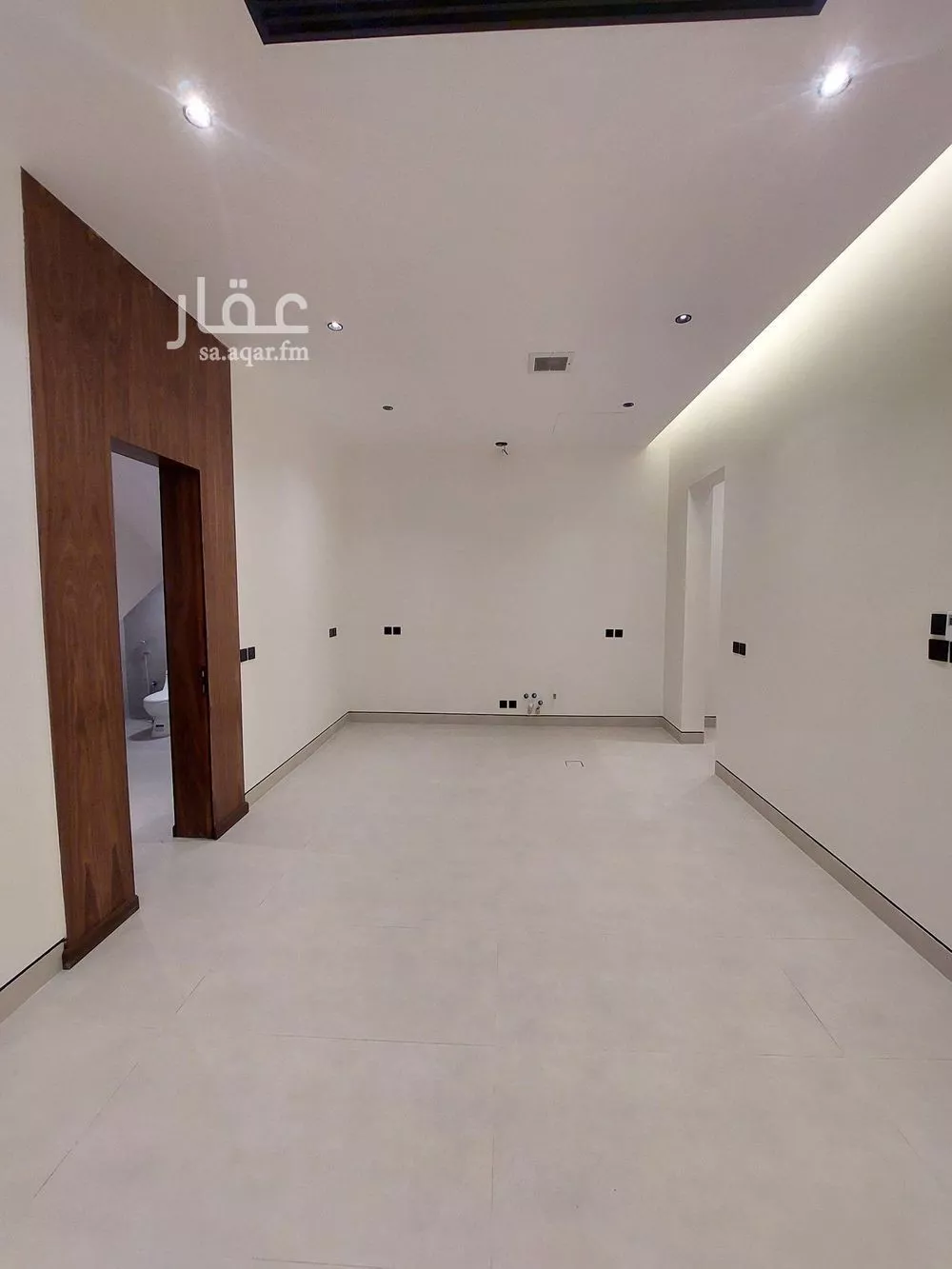 4 bedroom villa in Al Aridh, Riyadh 6
