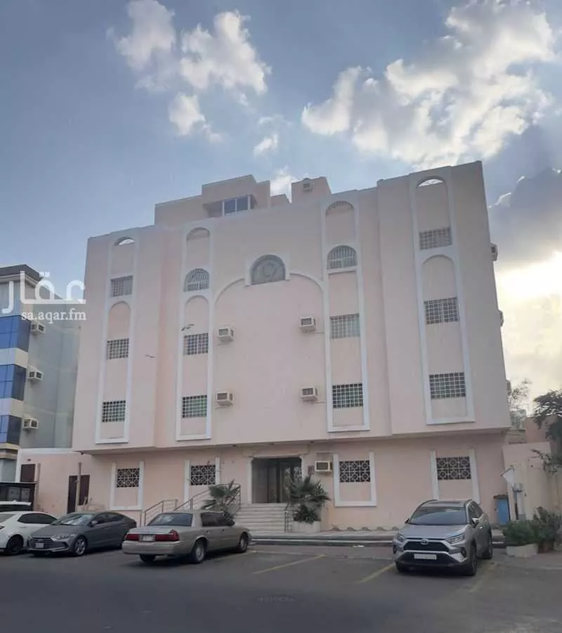 عمارة 887 م² في البحيرات