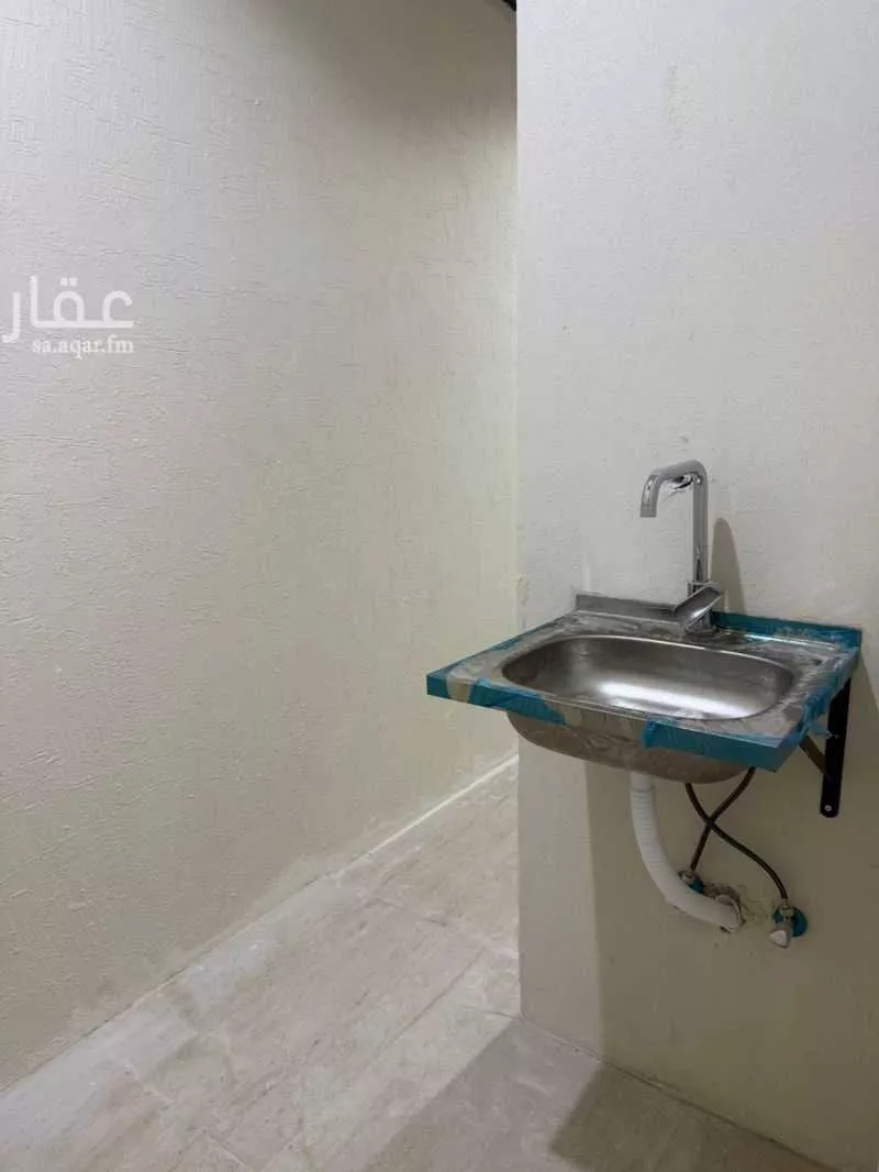 2 bedroom apartment in Al Qairawan 4