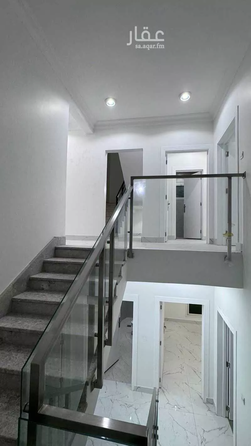 فيلا 6 غرف في الياسمين 3