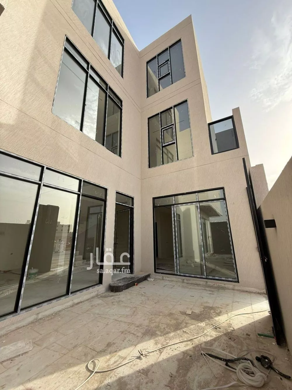 فيلا 6 غرف في المهدية 3