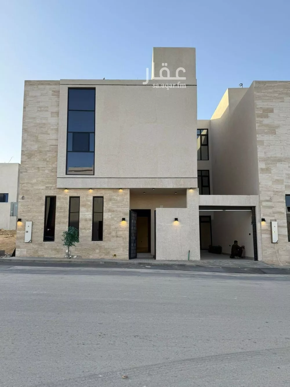 6 bedroom villa in Al Mahdiyyah 3