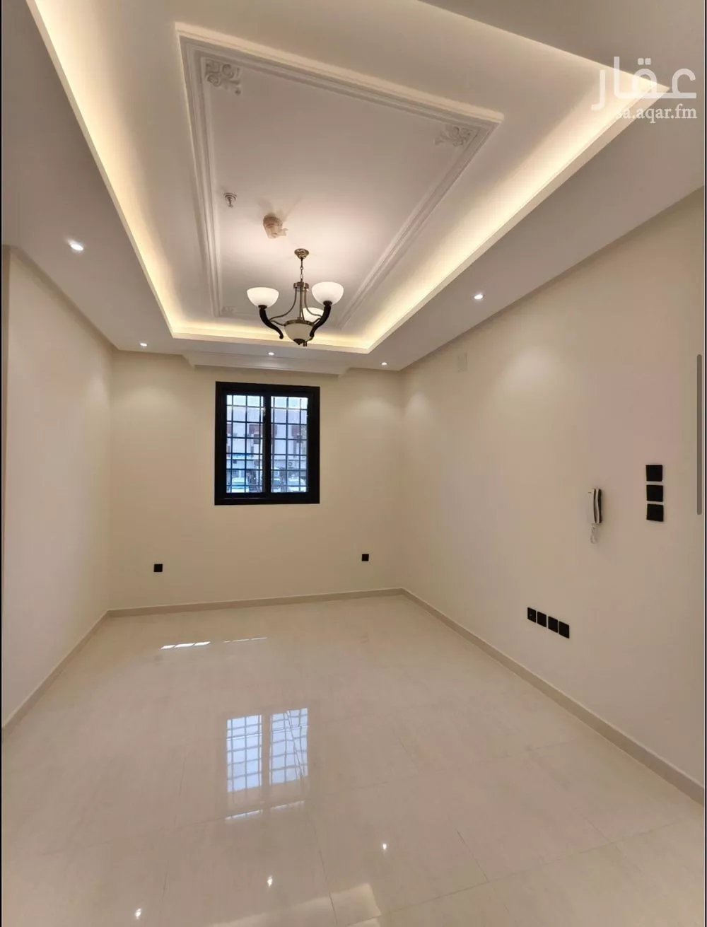 شقة 3 غرف في الروضة 4