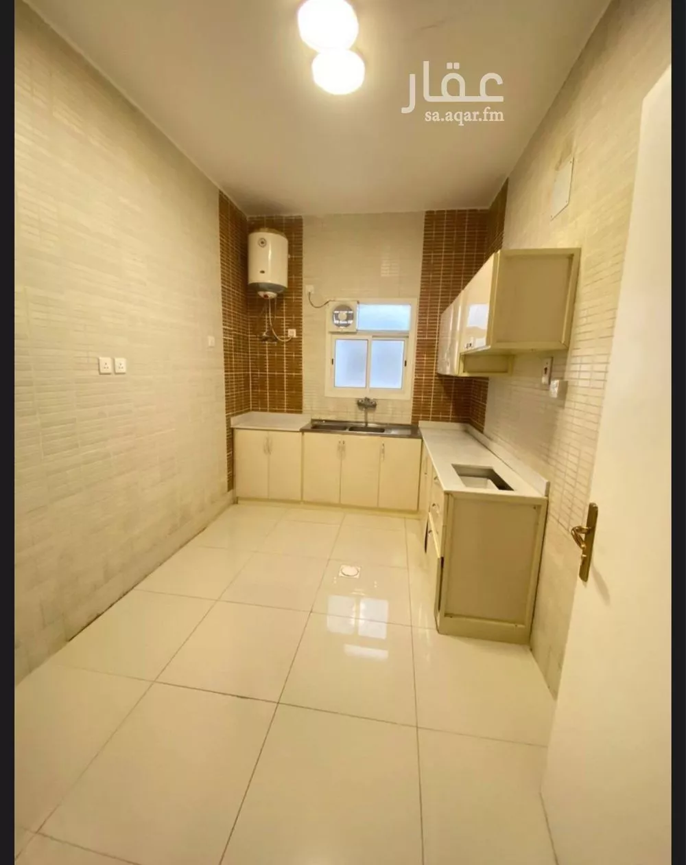 شقة 1 غرف في الملقا 3