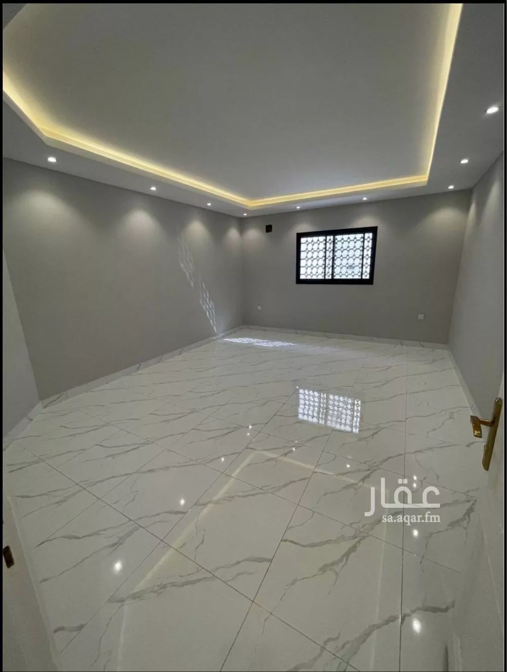 محل 30 م² في التعاون 2