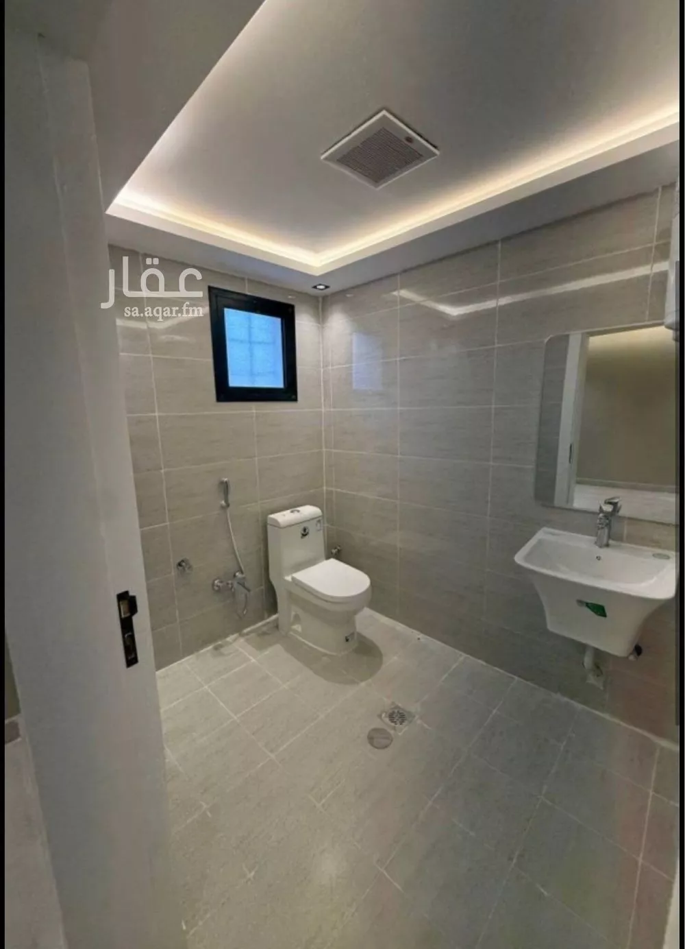 شقة 1 غرف في العقيق 2