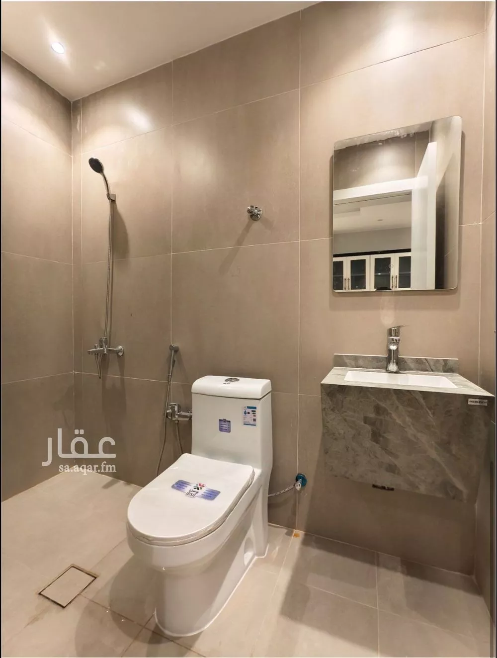 شقة 1 غرف في الورود 3