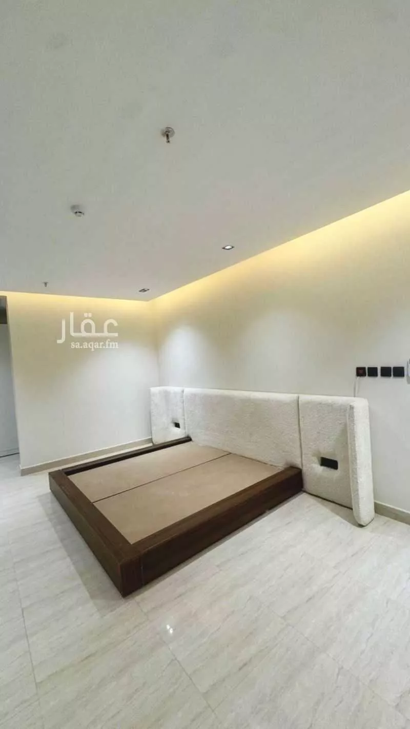 4 bedroom apartment in Dhahrat Namar, Riyadh 15