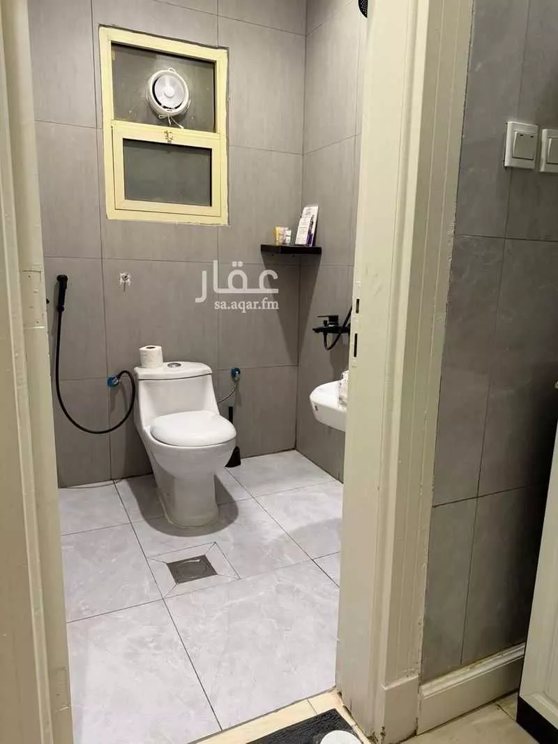 شقة 1 غرف في الملقا 5