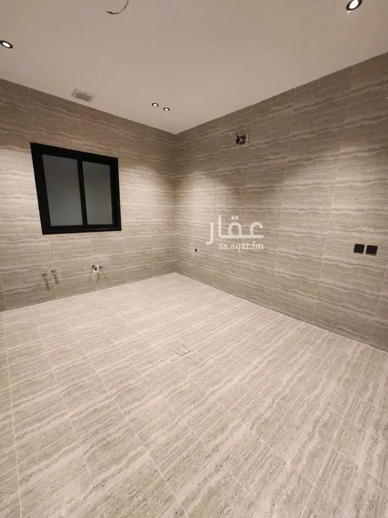 شقة 4 غرف في الصواري 3