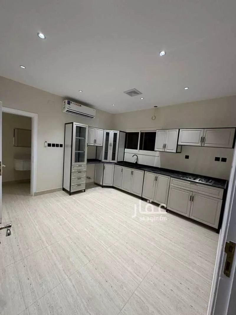 5 bedroom floor in Al Shuhada 2