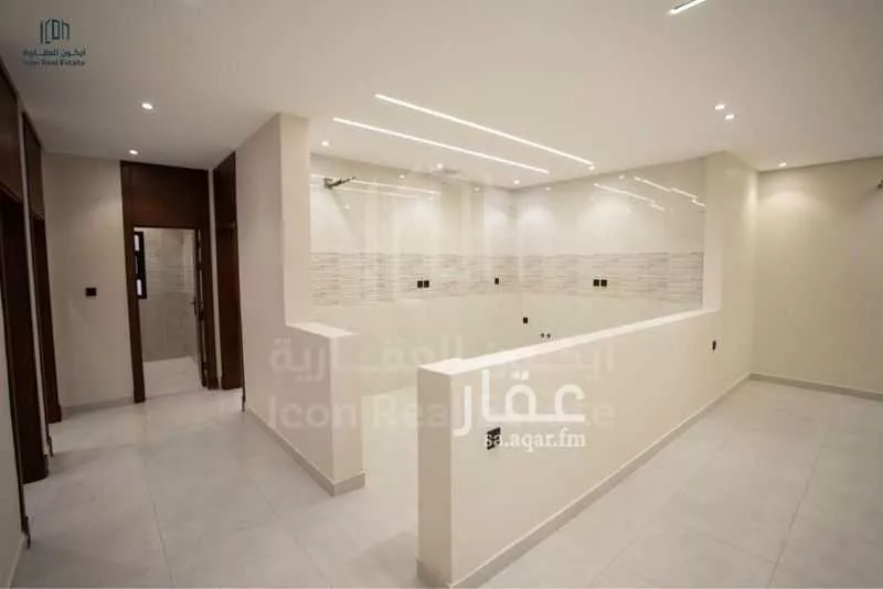 شقة 4 غرف في النزهة 2