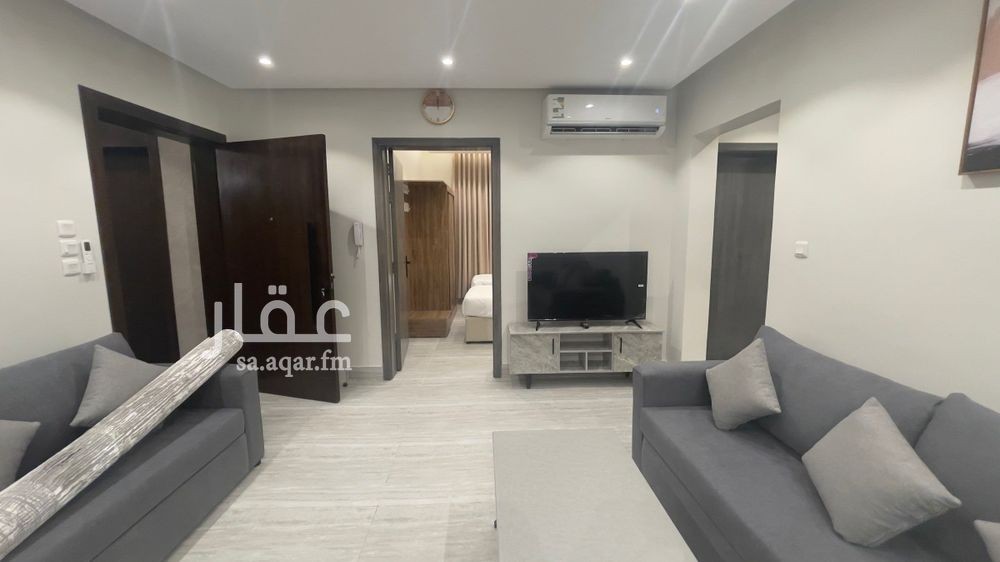 3 bedroom apartment in Al Safaa, Jeddah 8