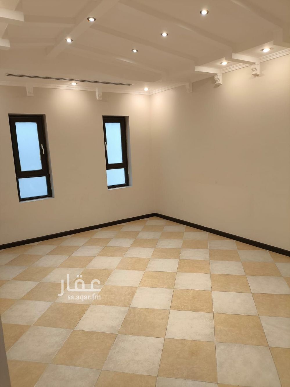 10 bedroom villa in Al Nuzhah, Eastern Province 11
