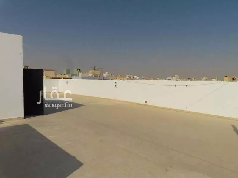 عمارة 270 م² في الخليج 3