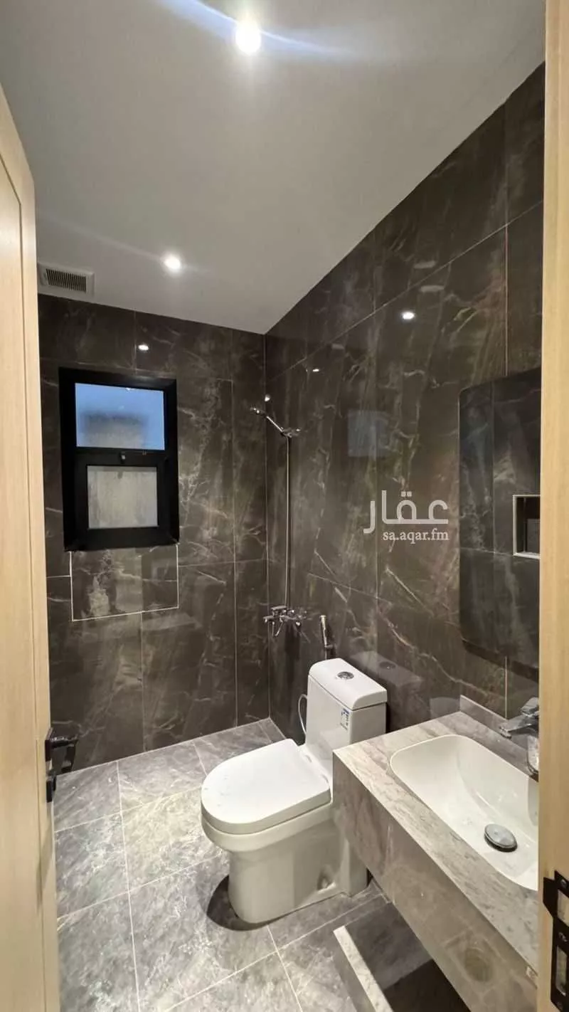 شقة 3 غرف في الحمرا 4