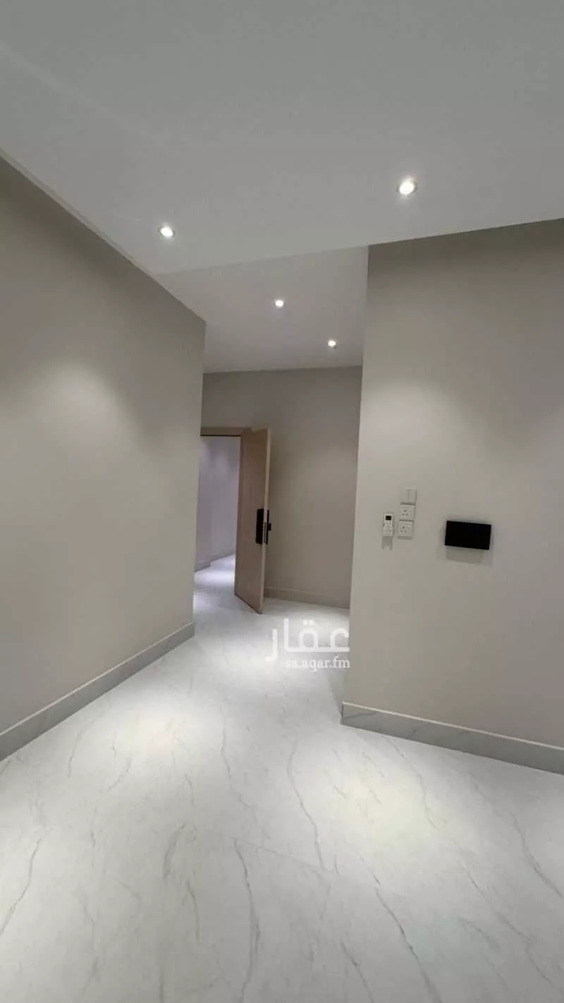 شقة 3 غرف في الحمرا 5