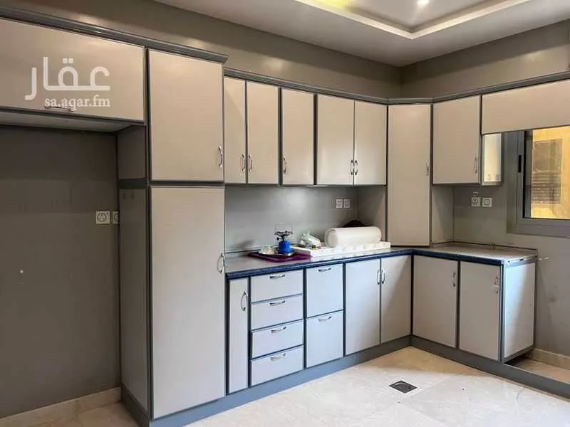3 bedroom apartment in Al Zahra 5