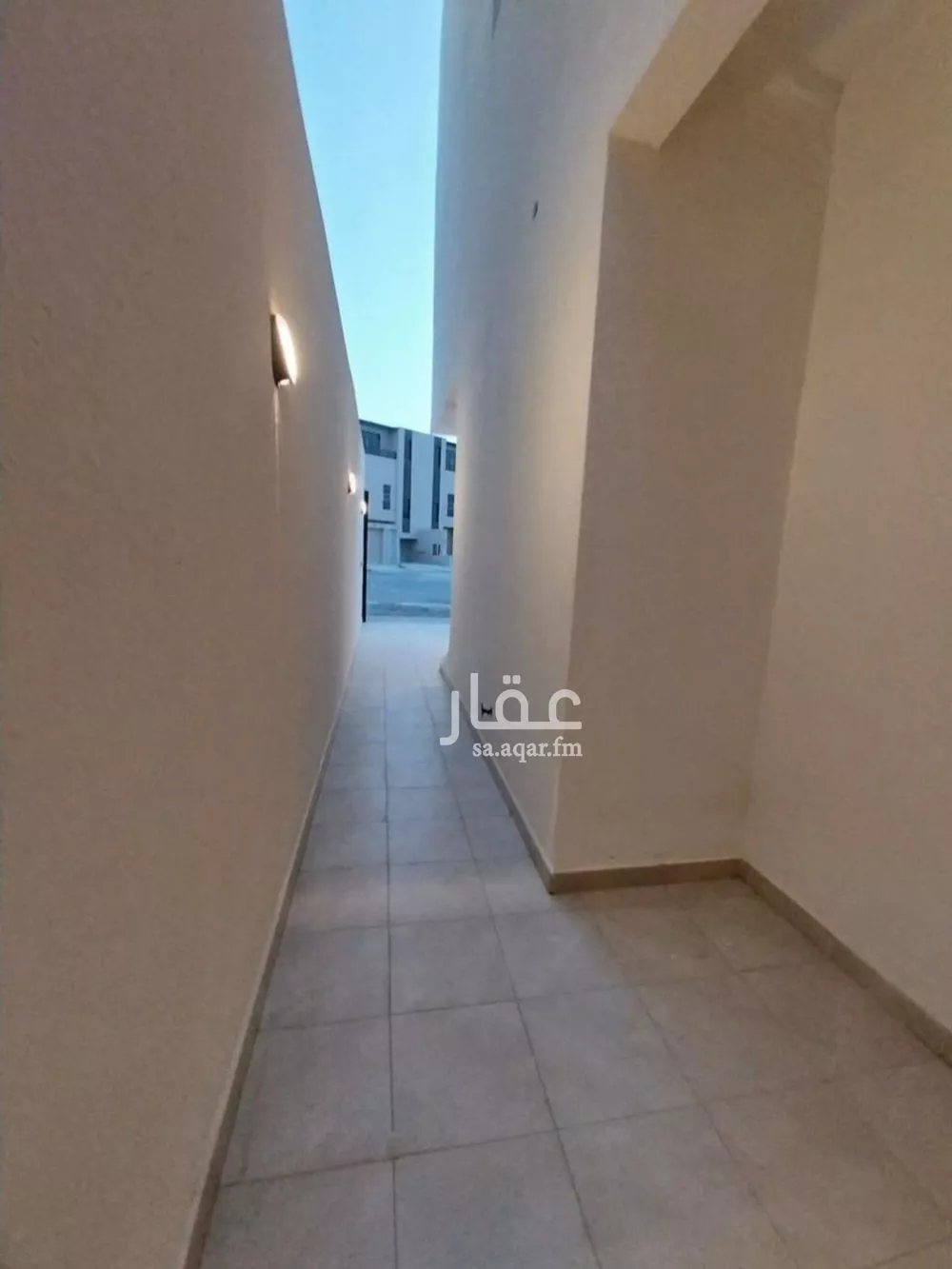 6 bedroom floor in Ash Sharq 3