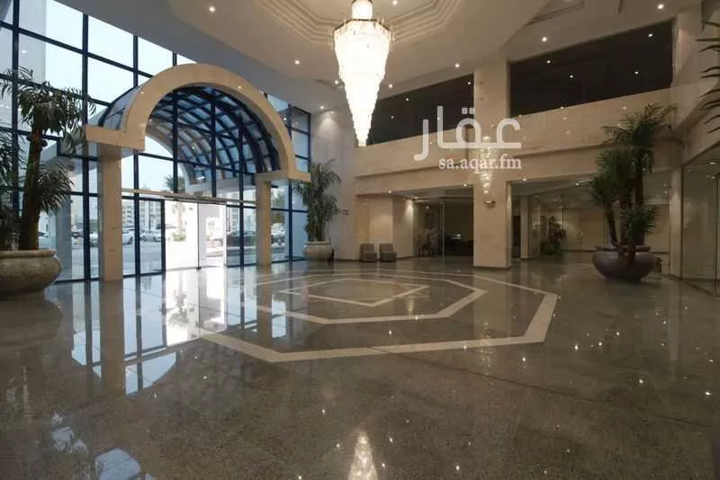 650 sqm office in Al Olaya 3