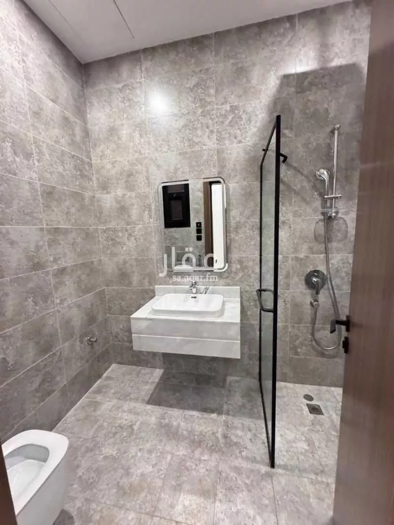 3 bedroom apartment in Al Rawdah, Jeddah 9