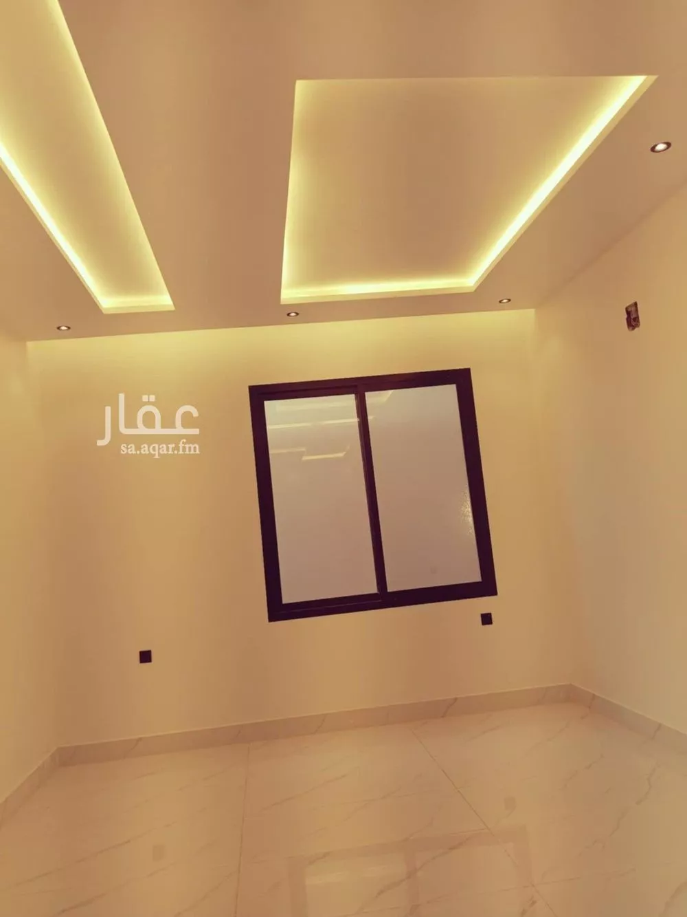 فيلا 8 غرف في الرمال 4