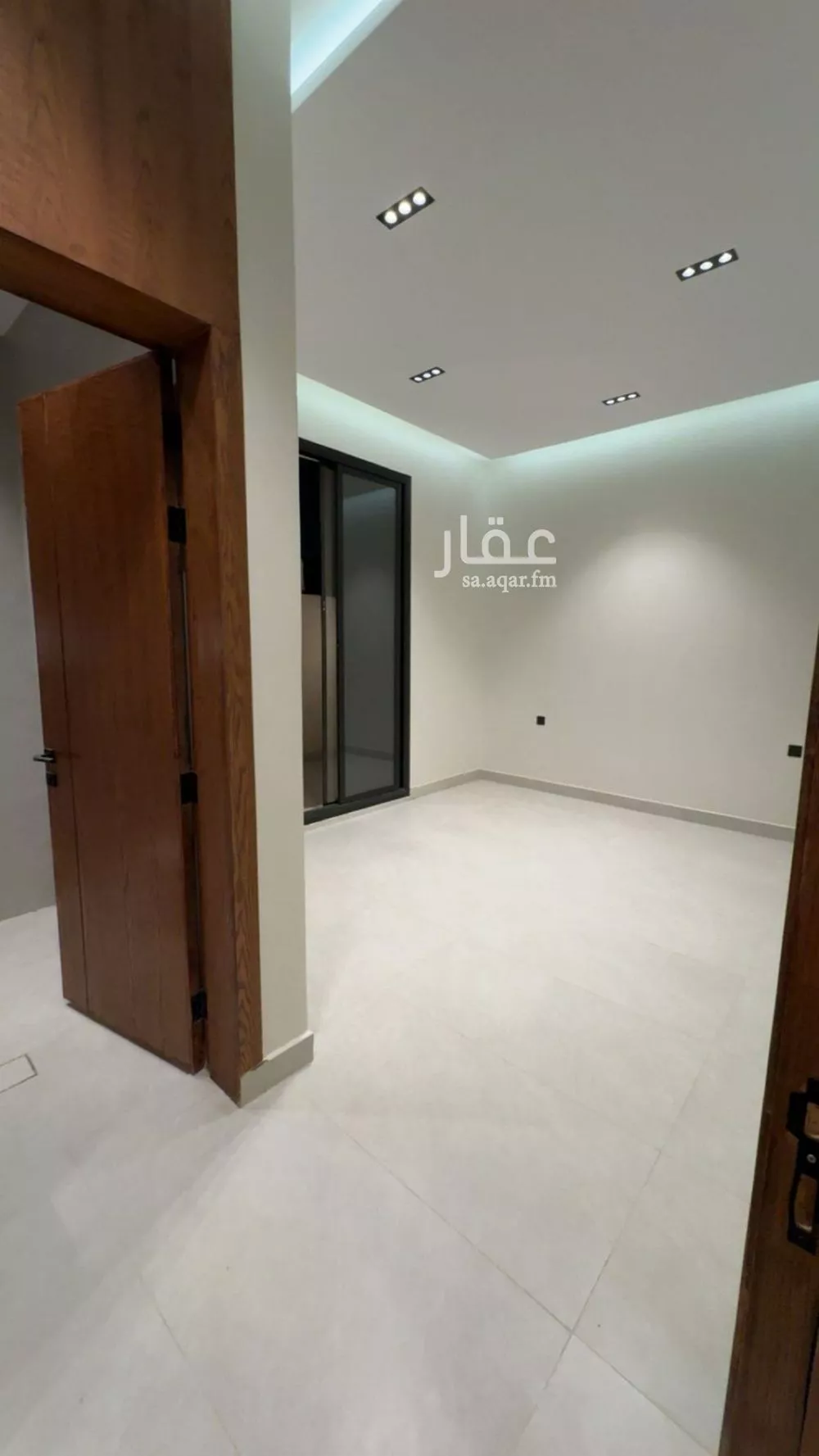 فيلا 6 غرف في الرمال 4