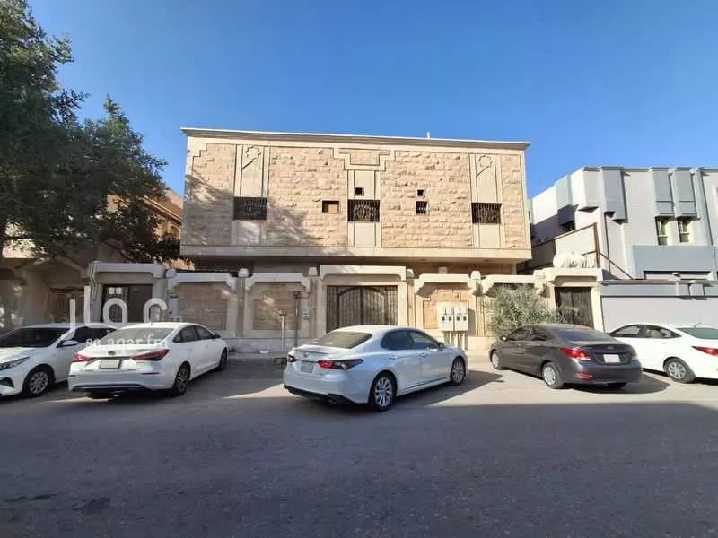 عمارة 390 م² في احد 5