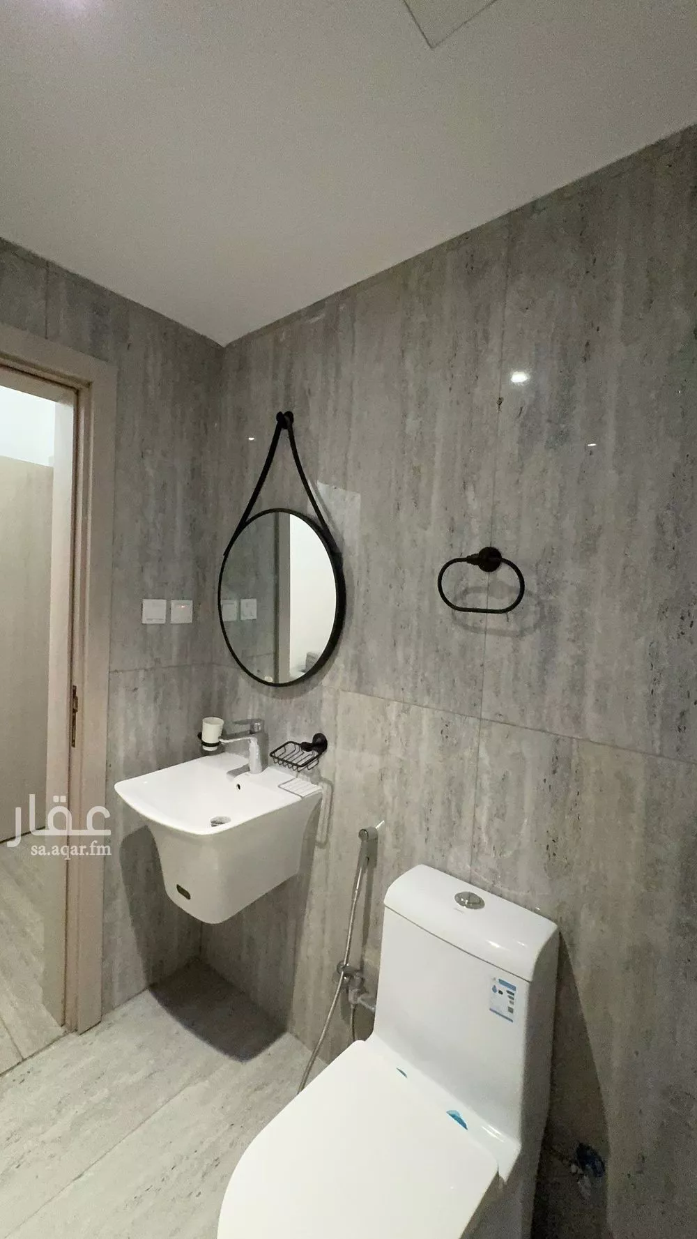 شقة 2 غرف في العقيق 2