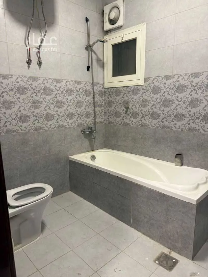 شقة 5 غرف في أبوبريقاء 2